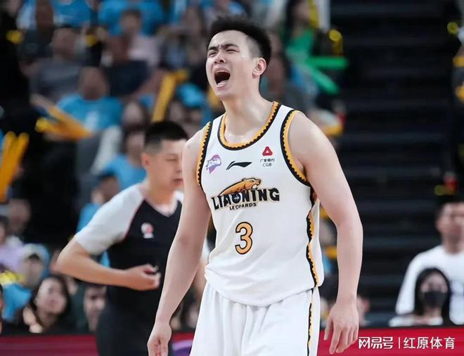 关于全场焦点：张伟28分火力全开，带领球队获胜！的信息
