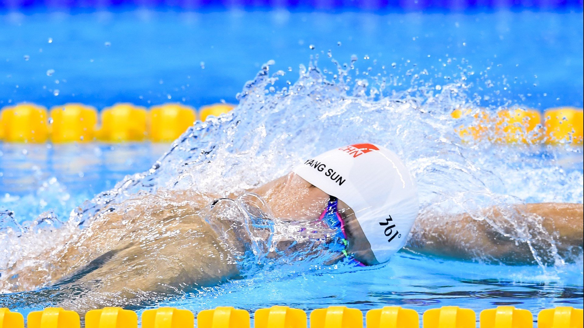 开云-美国骑手麦克莱恩·沃德在巴黎奥运会上获得障碍赛银牌，成为历史上获得最多奥运奖牌的美国马术运动员。